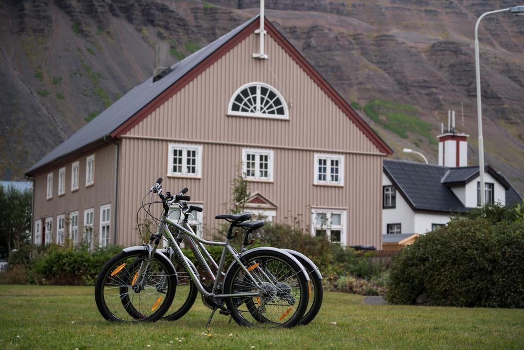 Tangs Apartment Isafjordur Luaran gambar